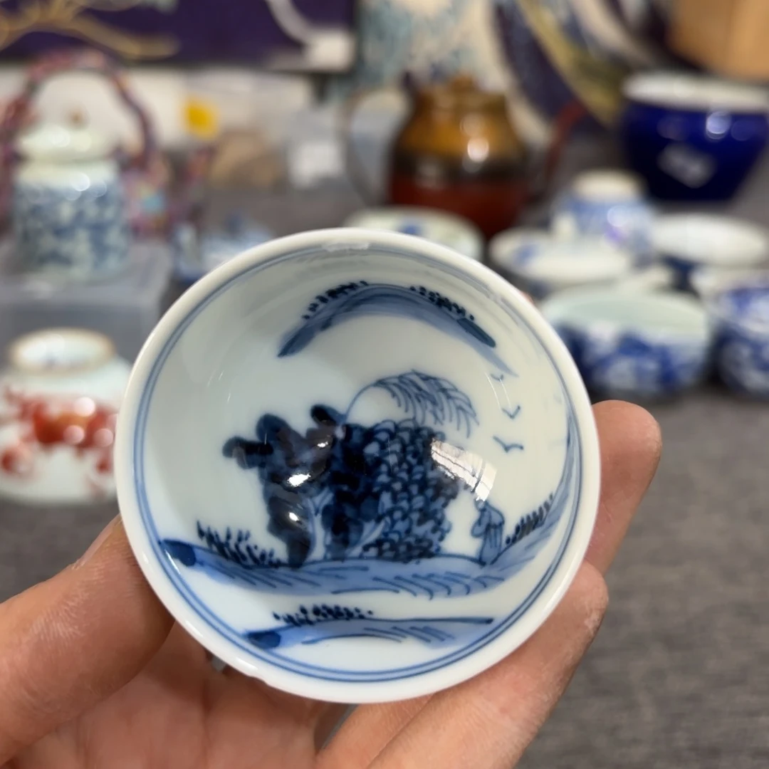 瓷片非常好看的花瓶