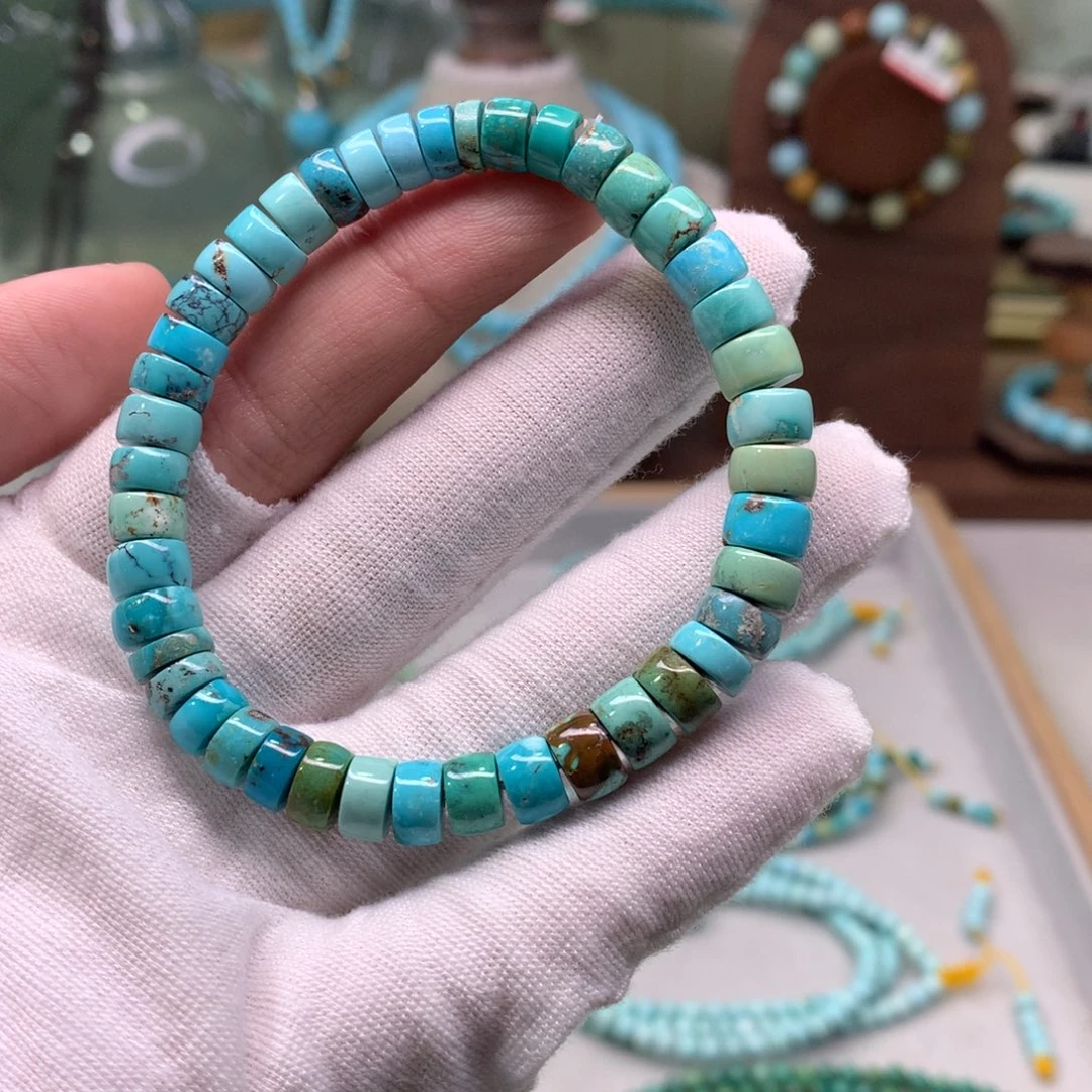 绿松石配饰未镶嵌天*花