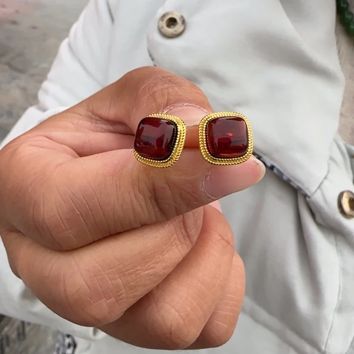 琥珀耳饰银S925镶嵌血珀耳钉