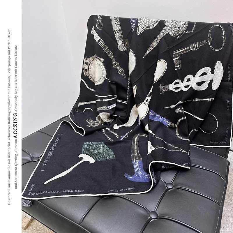 「形影相随」105cm丝毛保暖加厚加密围巾秋冬新款披肩真丝羊毛方巾