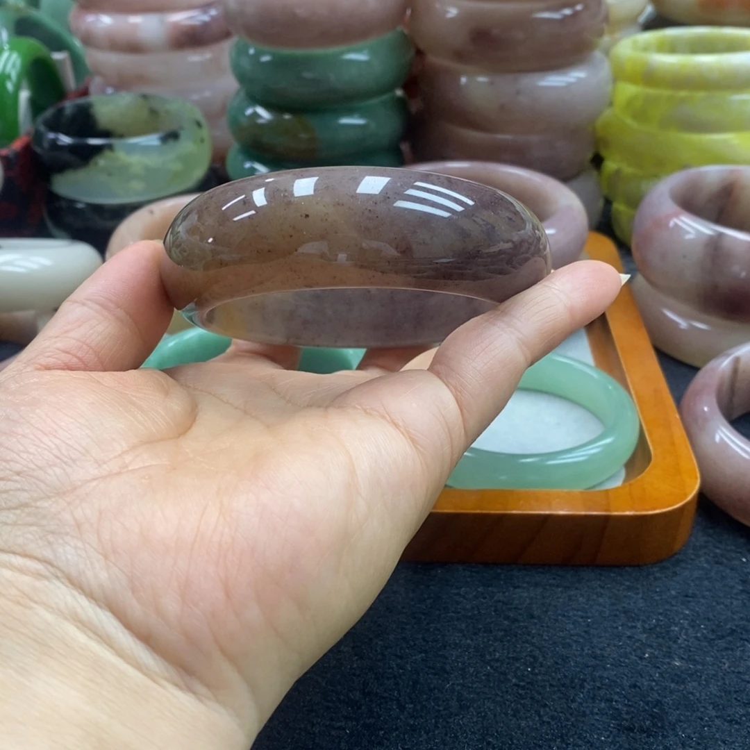 ꧁***꧂未镶嵌手镯石英质玉