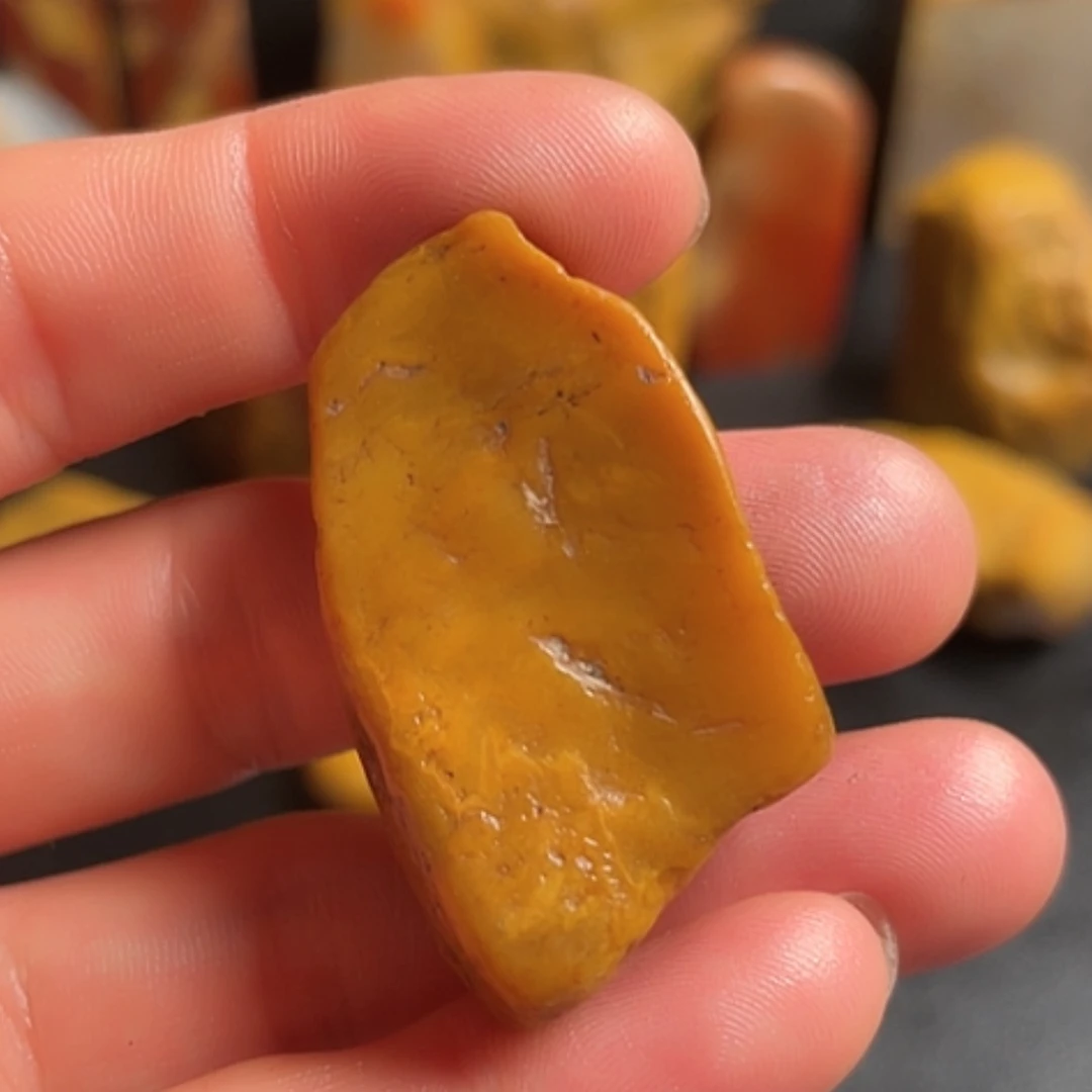 【闪购商品】昌化石三****复昌化田黄石