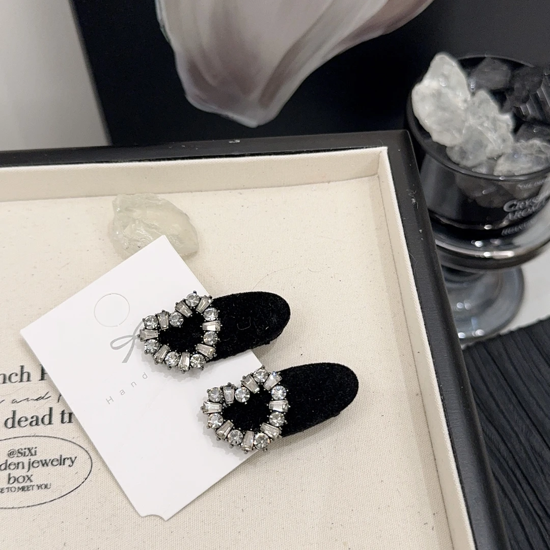 Z052 爱心植绒侧边刘海发夹豆夹4CM 两个装