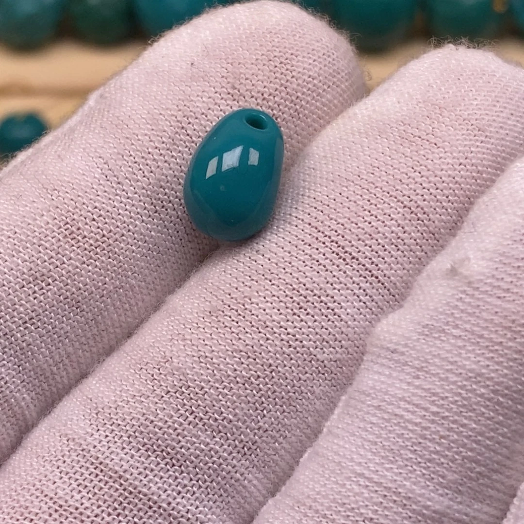 绿松石未镶嵌珠宝奇石0.9