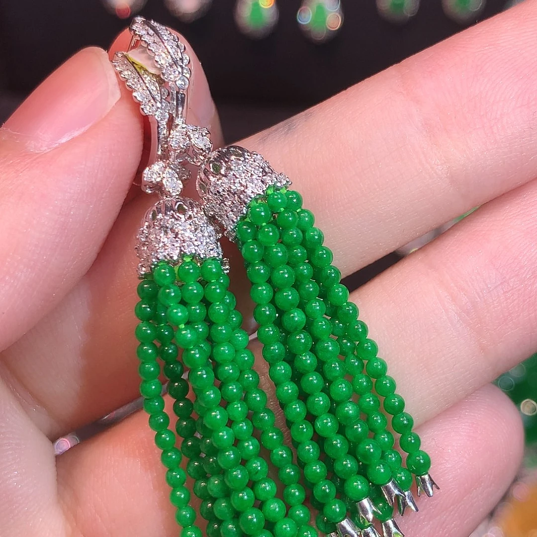 翡翠18K金镶嵌耳饰高冰正阳满绿小米珠耳坠