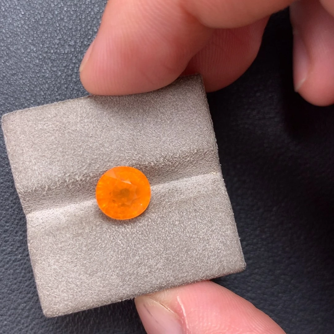 未镶嵌裸石石榴石（芬达石）裸石4.12ct