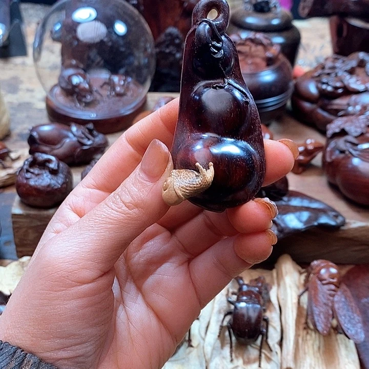 檀香紫檀（小叶紫檀）水*桃