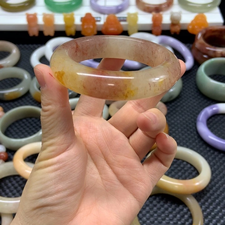 石英质玉未镶嵌手镯