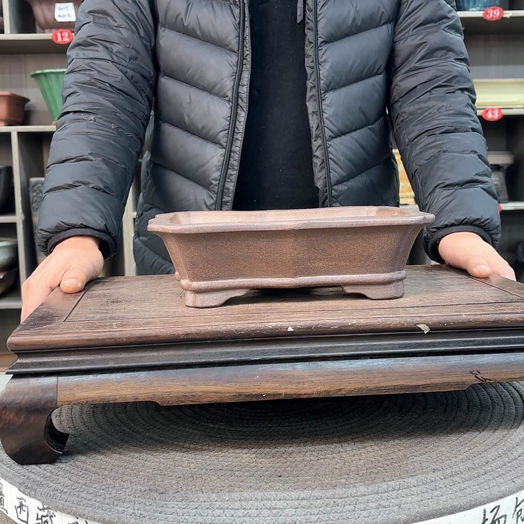 紫砂花盆紫砂的颜色很好看