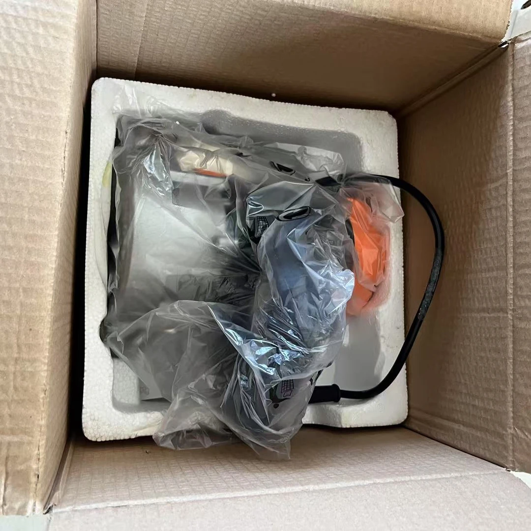 33华菱云石切割机