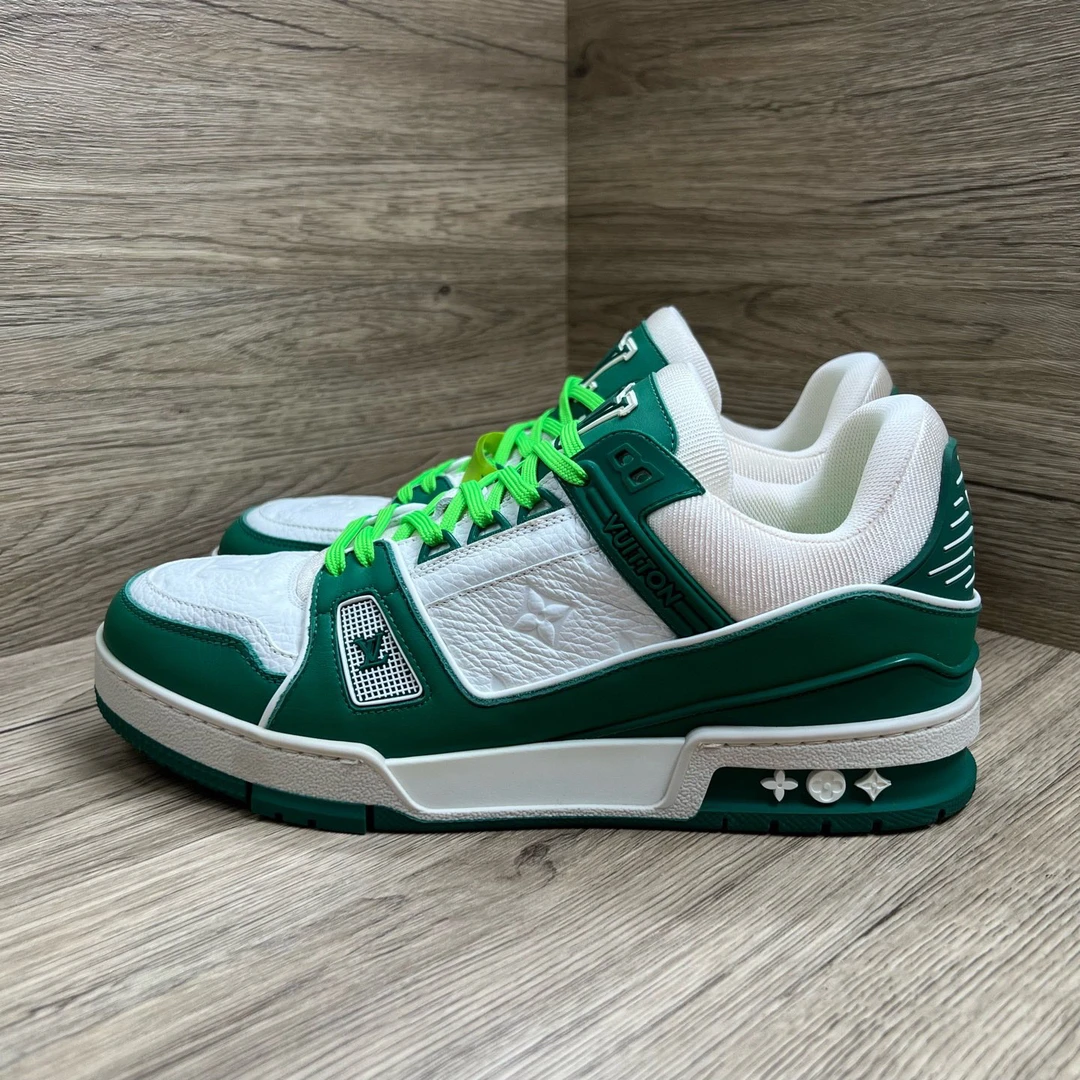 99新 LouisVuitton/路易威登 Trainer 白绿压纹板鞋 41码