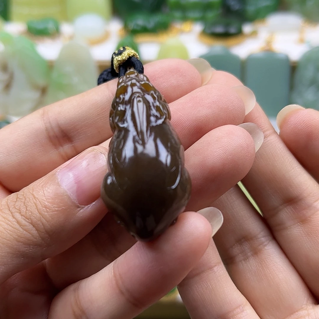 J***g颈饰未镶嵌和田玉