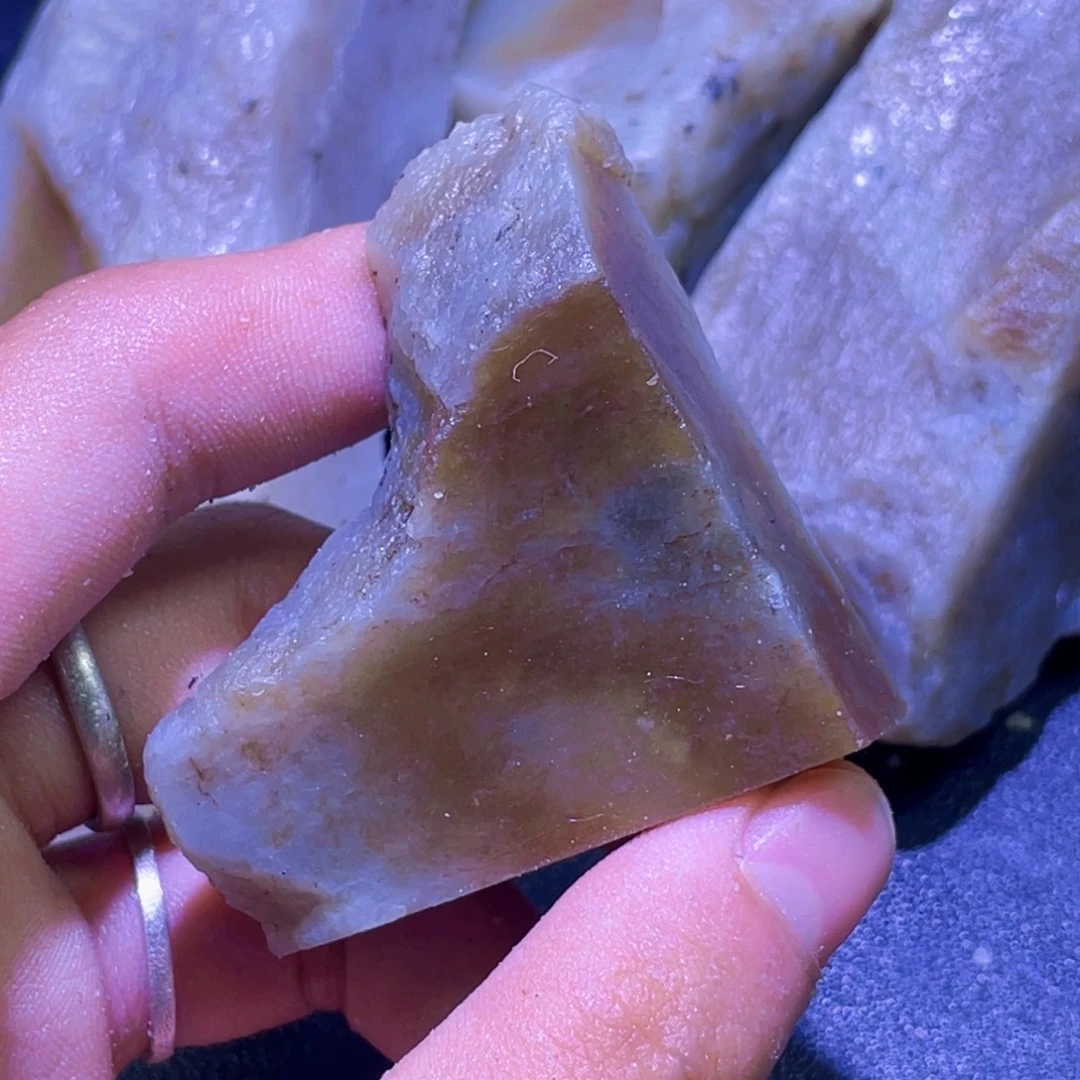 未镶嵌和田玉珠宝半成品