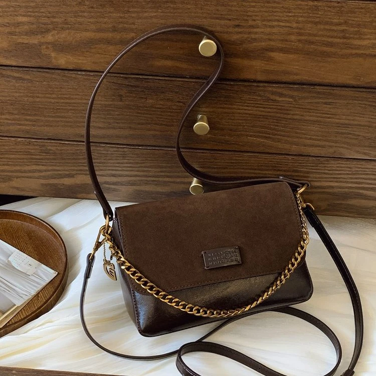 25初春时尚新品小方包车缝线单肩包磁扣PU翻毛皮