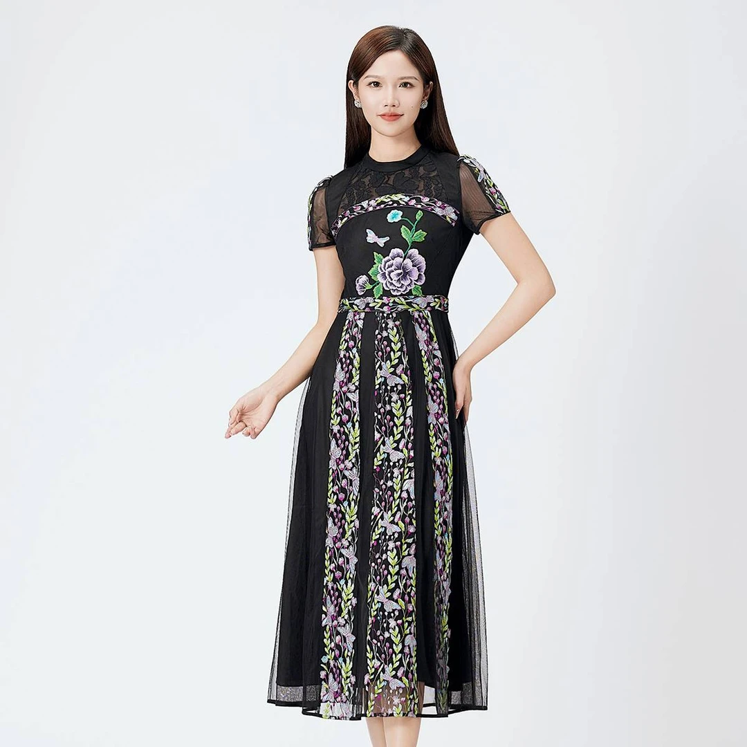 SUSSI/古色夏季新款气质高端重工立领短袖连衣裙