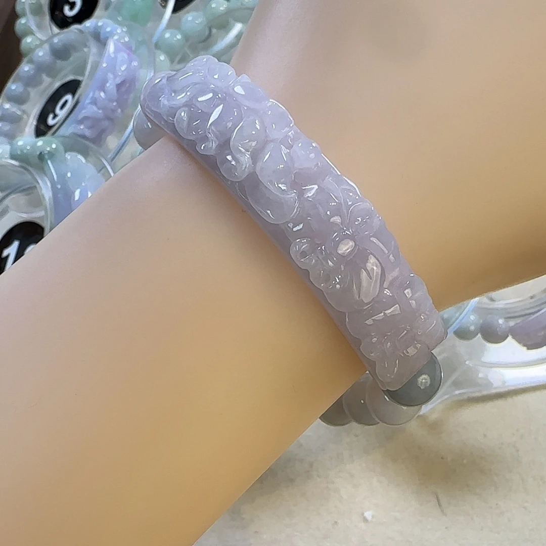 翡翠未镶嵌颈饰手牌5660