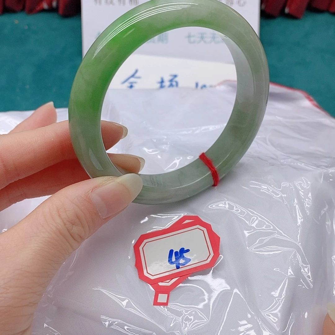 翡翠手镯未镶嵌蒽*45555555