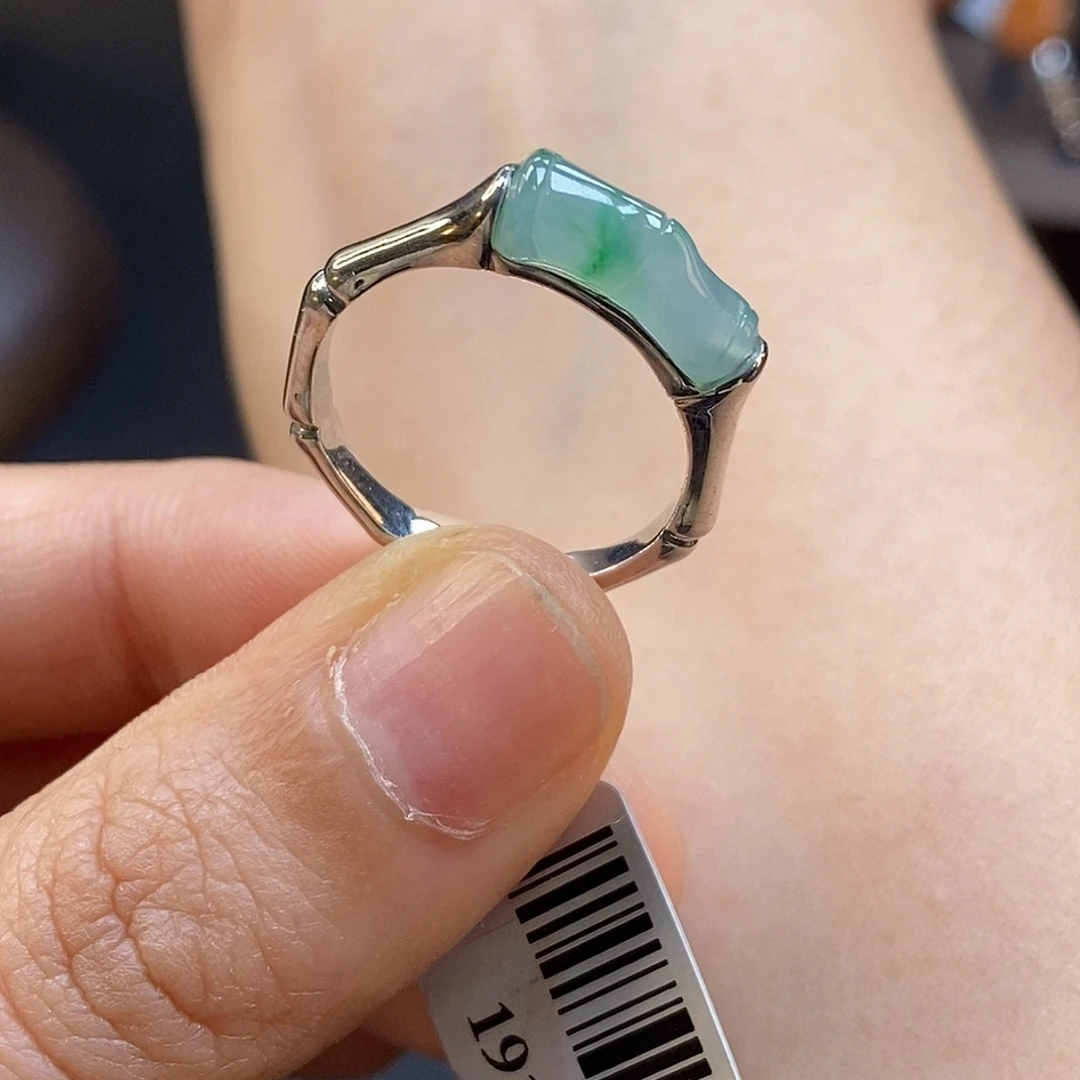 翡翠银S925镶嵌颈饰19107