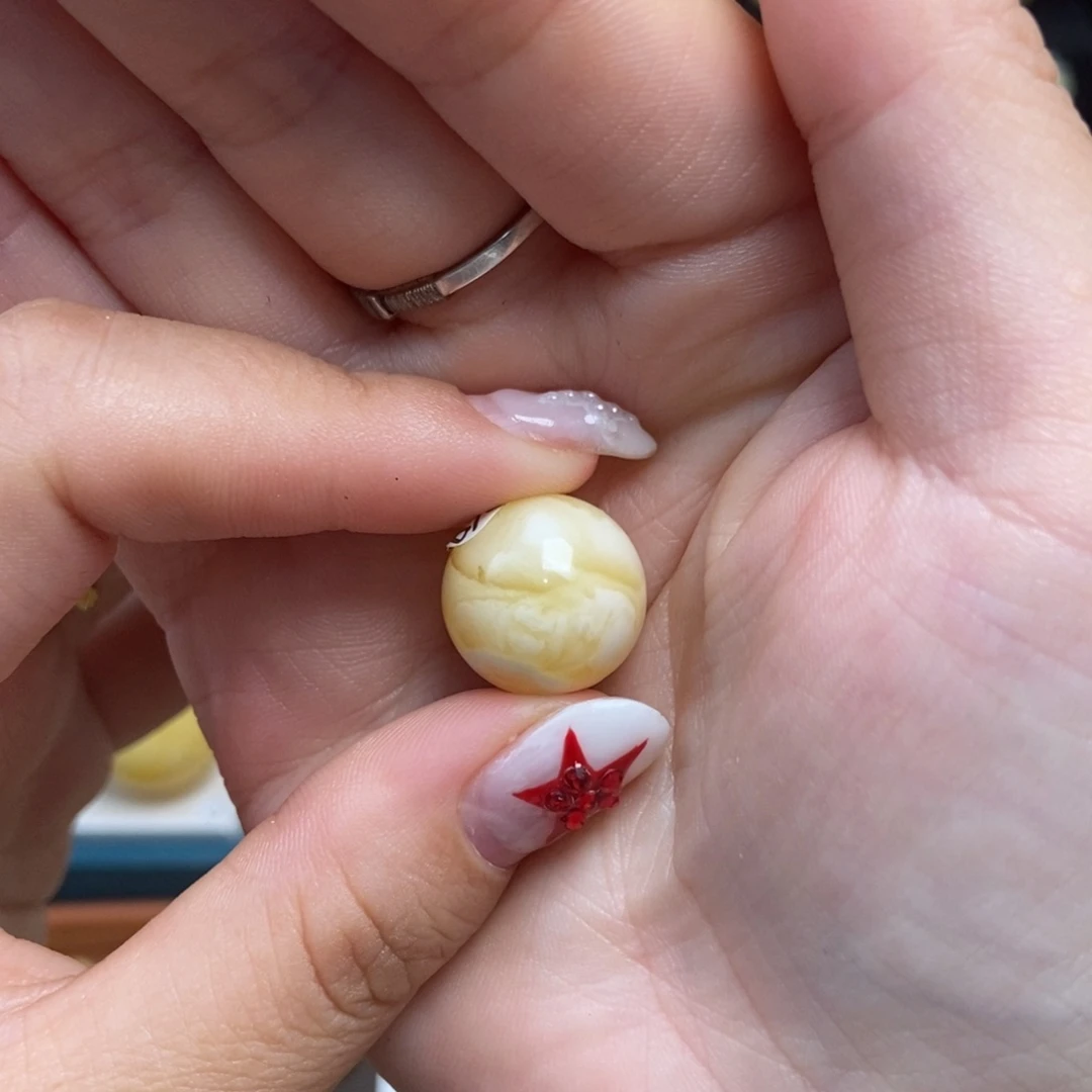 蜜蜡未镶嵌珠宝奇石14.9