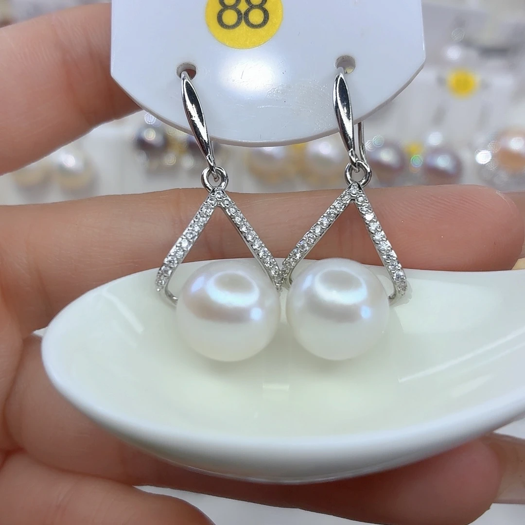 耳饰淡水珍珠未镶嵌