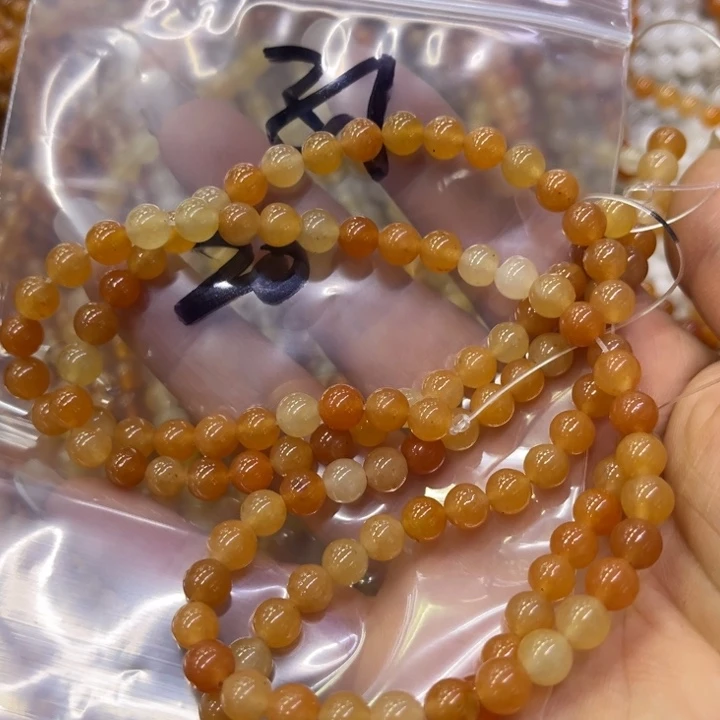 蛇纹石玉吊坠合金小****妹