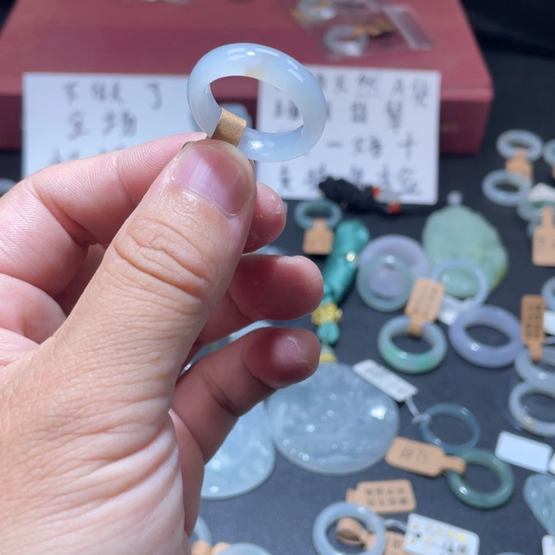 定制翡翠未镶嵌18