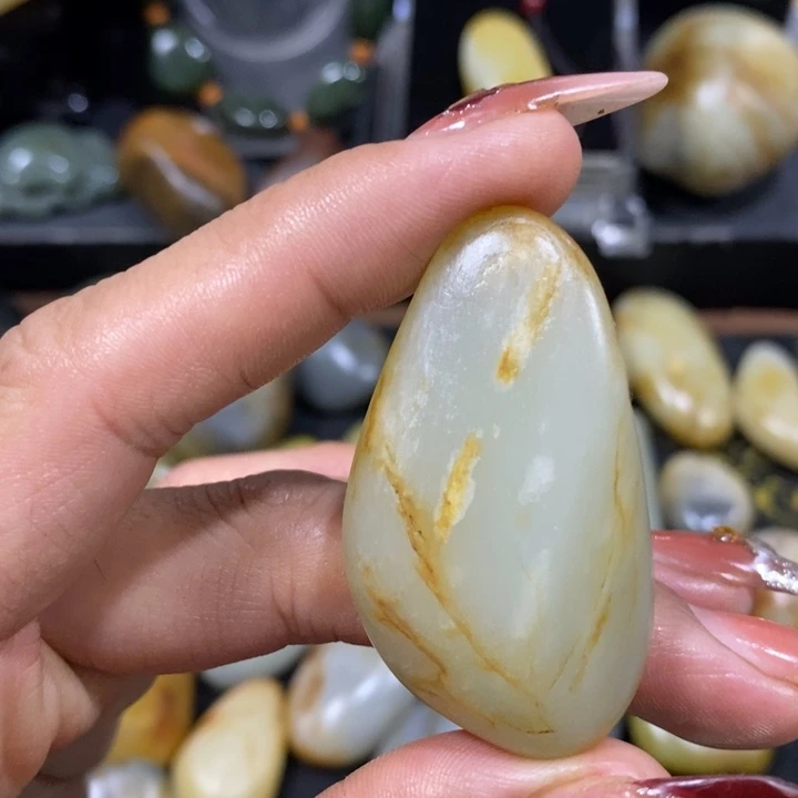 未镶嵌和田玉挂件