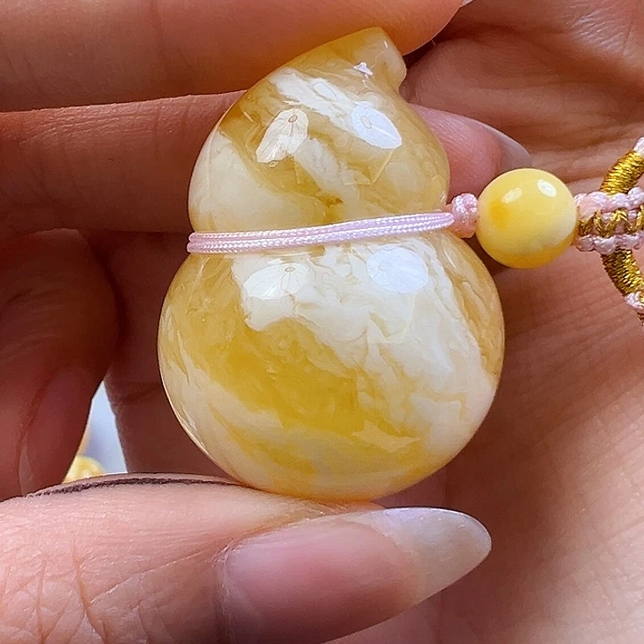 未镶嵌蜜蜡珠宝奇石