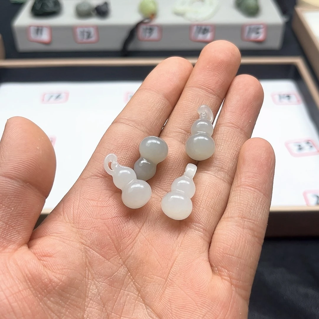 和田玉未镶嵌颈饰多样性拍一发发一