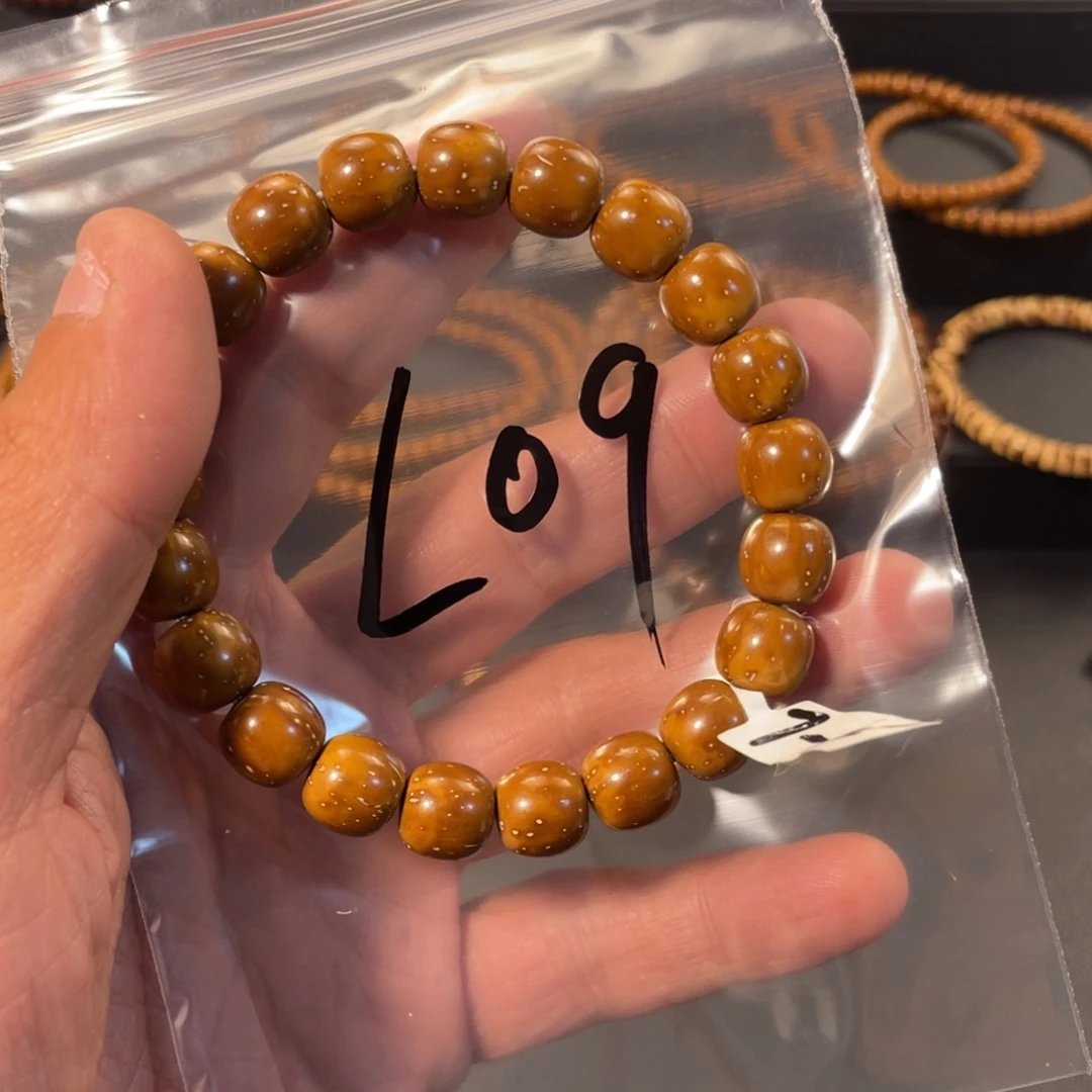 手串紫金鼠11×10实心老型L09