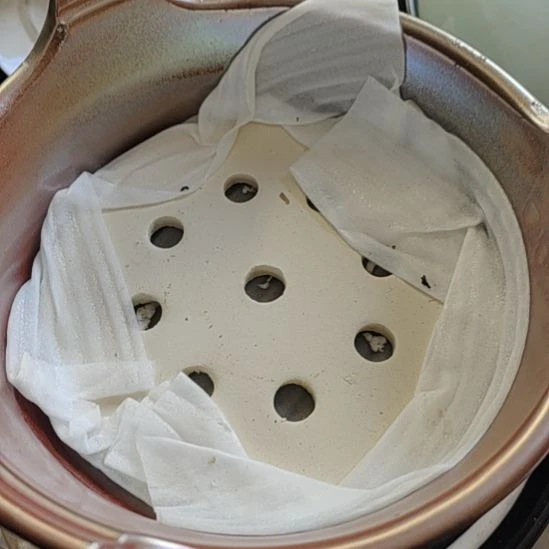 瓷铁红釉炭炉口径25……