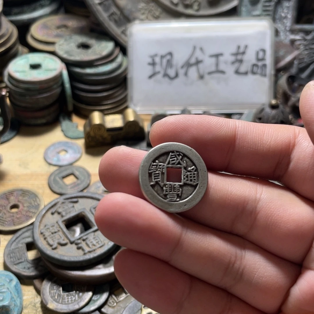 铜现代工艺品学习币