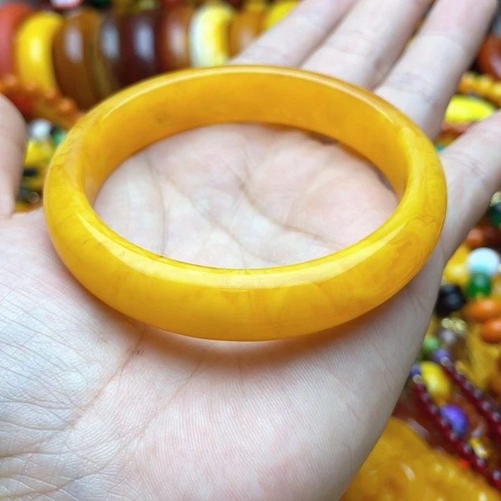 树脂制品49号黄色手镯