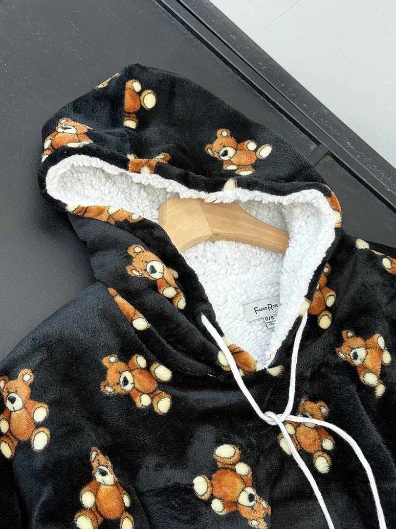 加厚毛毯型珊瑚绒羊羔绒中长宽松连帽家居睡裙睡袍女50401