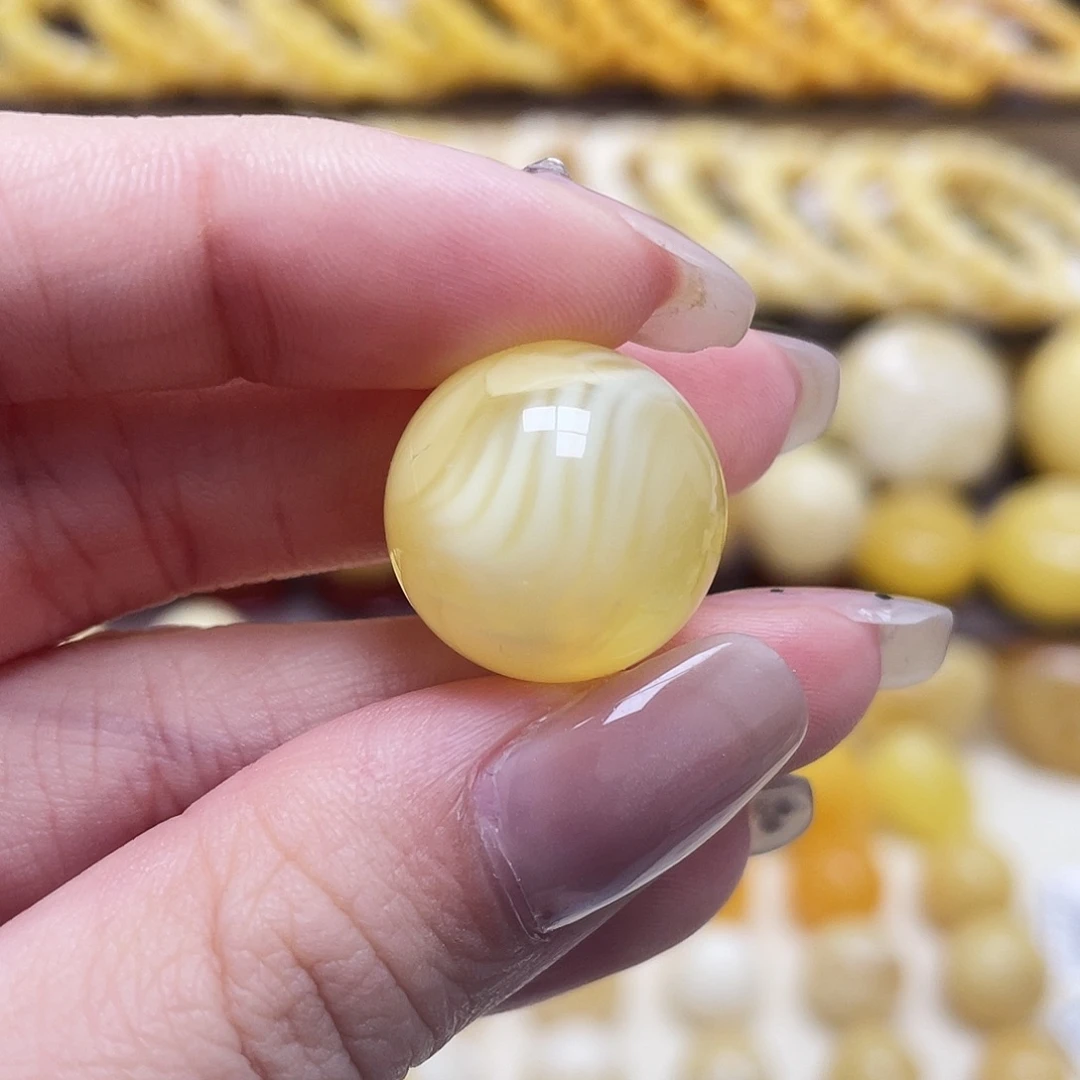琥珀未镶嵌裸石18.2mm圆珠