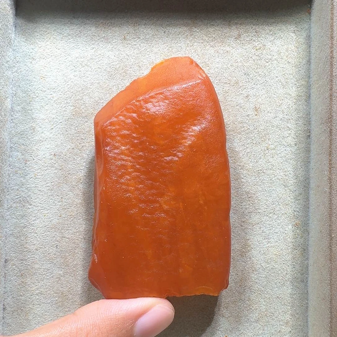 定制琥珀未镶嵌定制