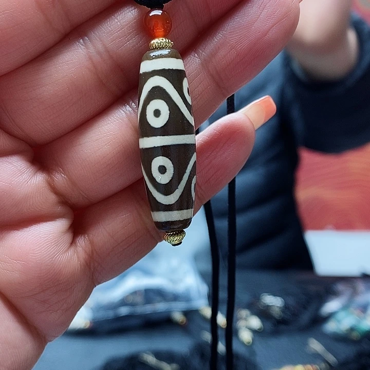 玛瑙/玉髓颈饰合金