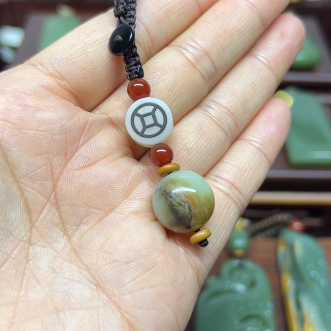 【闪购商品】岫岩河磨玉（透闪石质玉）钥匙扣未镶嵌转运珠