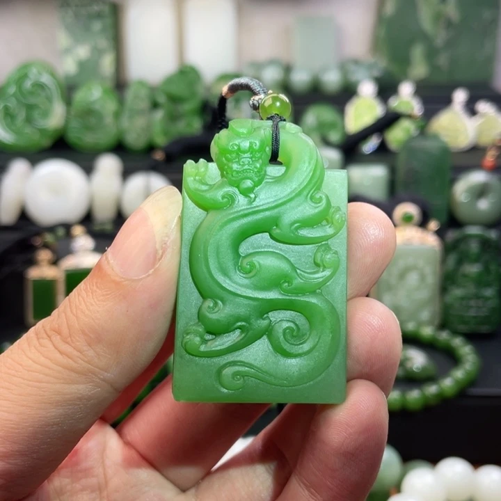 ゞ***࿐和田玉（碧玉）未镶嵌颈饰