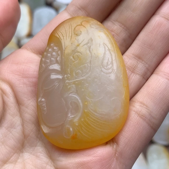 和田玉未镶嵌颈饰