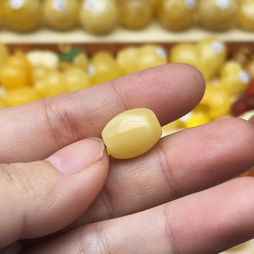 蜜蜡未镶嵌裸石天然