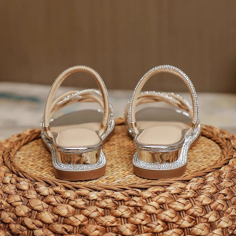 坡跟一字带凉鞋女2025年新款百搭中跟水钻仙女风罗马两穿软底气质