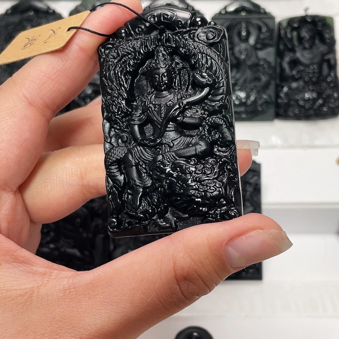 ᥫ***C蛇纹石玉未镶嵌颈饰