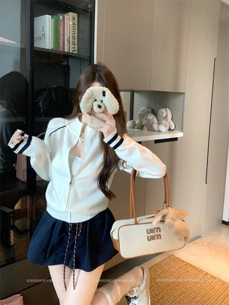 学院风立领拉链长袖针织开衫秋冬洋气外穿毛衣外套上衣