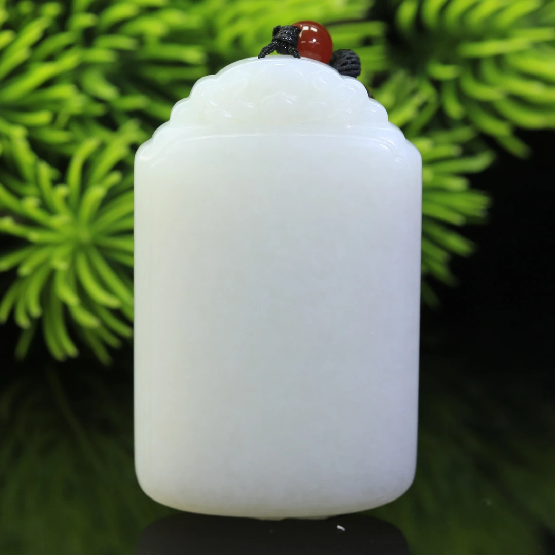 22和田玉羊脂白无事牌/700019保利厦门拍卖