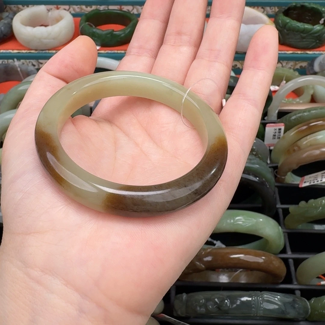 和田玉未镶嵌颈饰53