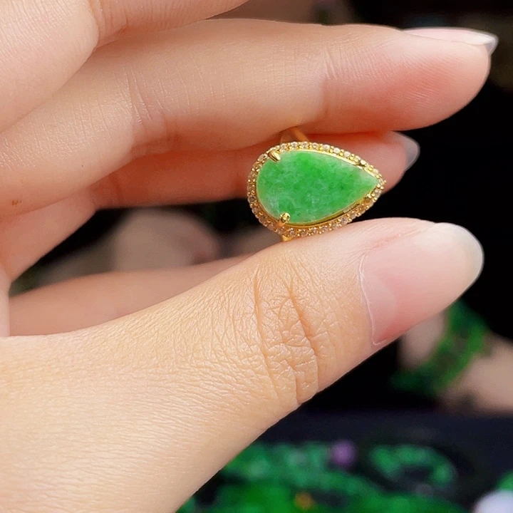 翡翠银S925镶嵌颈饰多样性