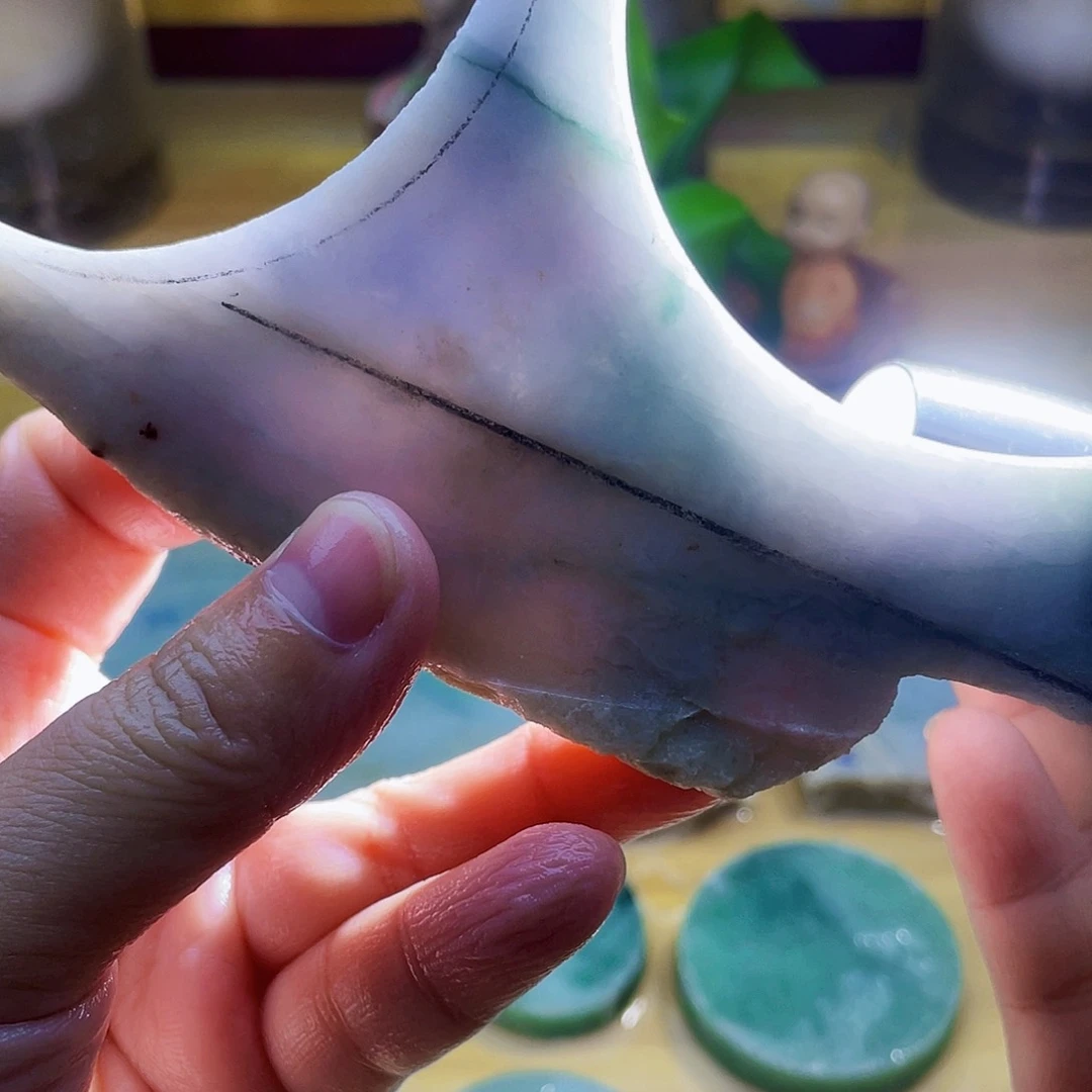 翡翠未镶嵌颈饰毛料80