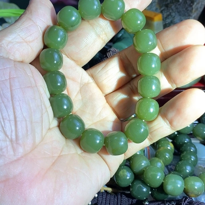 正***心和田玉（糖玉）未镶嵌珠宝奇石