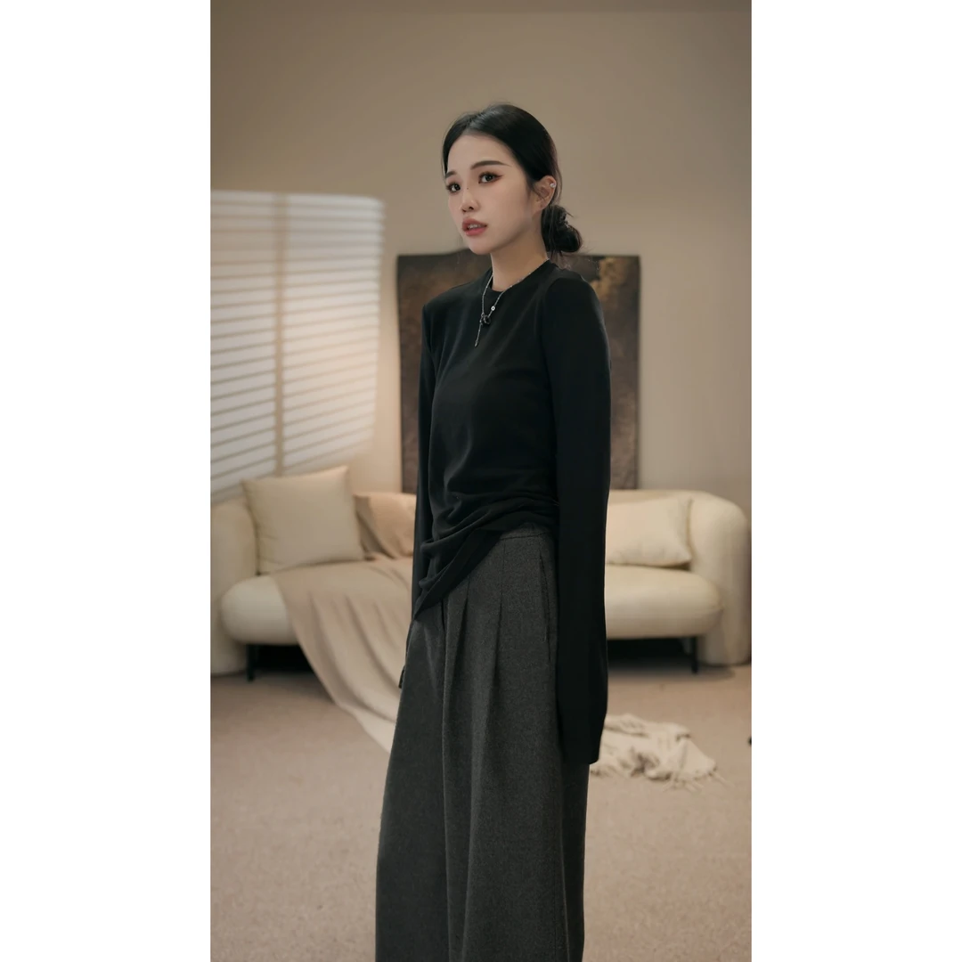 卢尚原创圆领长袖T恤241210